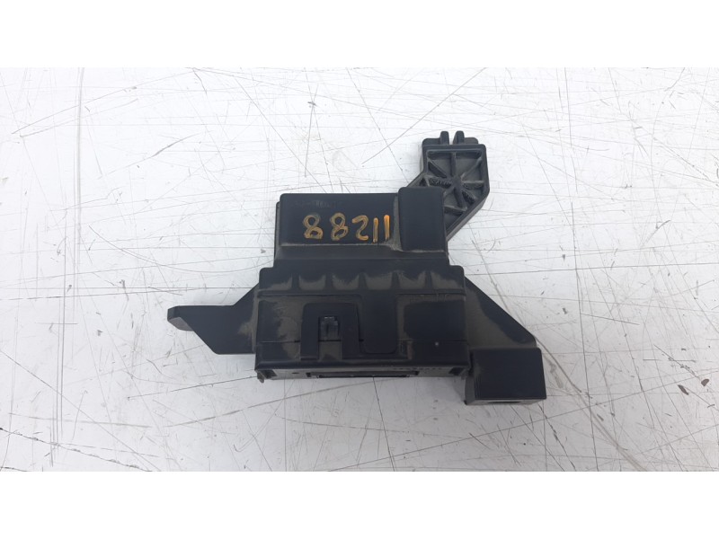 Recambio de modulo electronico para toyota hilux (kun) referencia OEM IAM 886500K420  