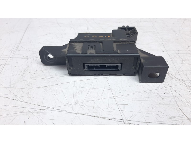 Recambio de modulo electronico para toyota hilux (kun) referencia OEM IAM 886500K420  