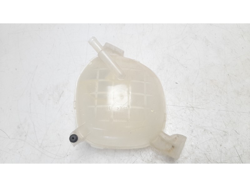 Recambio de deposito expansion para volvo xc 40 1.5 cat referencia OEM IAM 31439768  