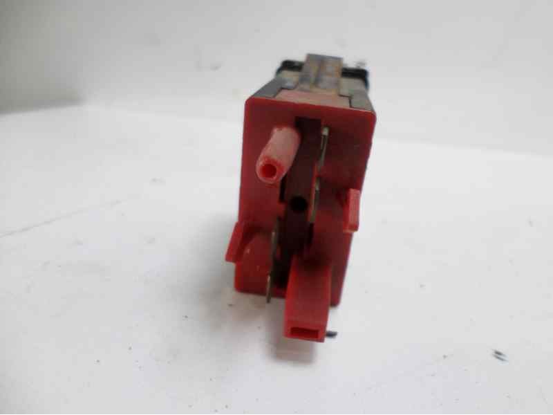 Recambio de interruptor para audi a4 avant (b5) 2.5 tdi referencia OEM IAM 8D0927133  