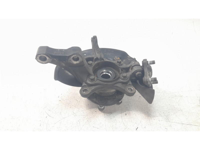 Recambio de mangueta delantera derecha para hyundai tucson kosmo 4wd referencia OEM IAM 51716D7000  