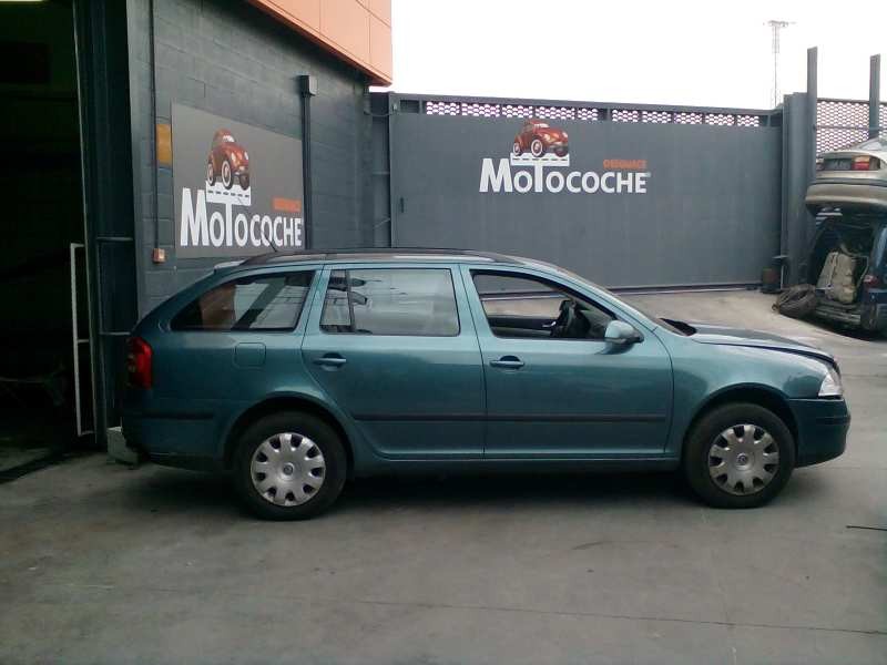 skoda octavia combi (1z5) del año 2006