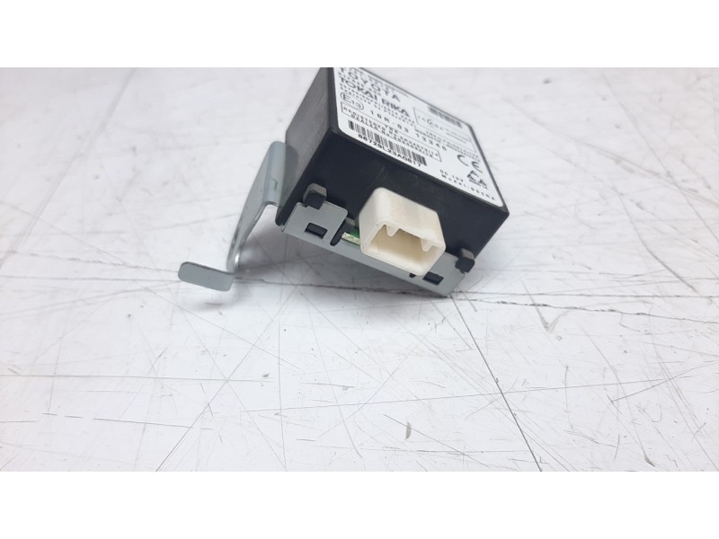 Recambio de modulo electronico para toyota hilux (kun) referencia OEM IAM 897410K101  