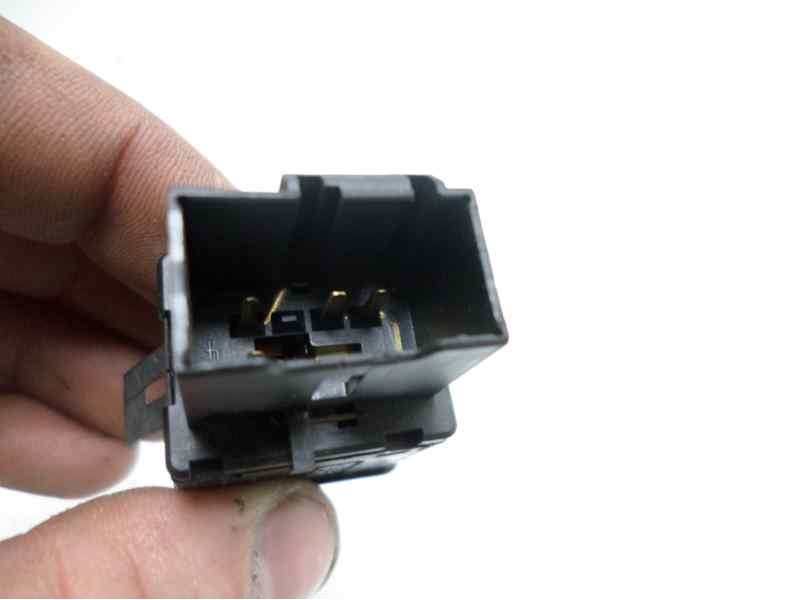 Recambio de warning para seat cordoba berlina (6l2) stella referencia OEM IAM 6L1953235A  