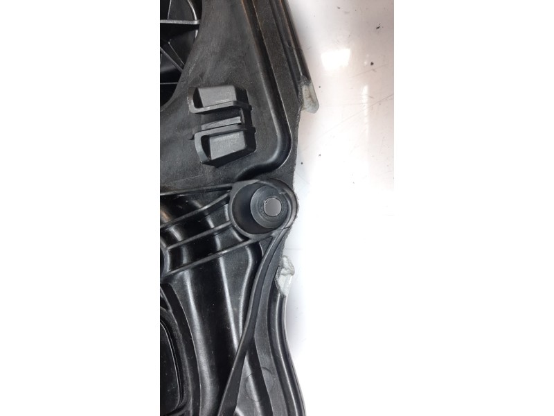 Recambio de elevalunas trasero derecho para volvo xc 40 1.5 cat referencia OEM IAM 32353278  