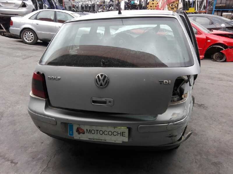 volkswagen golf iv berlina (1j1) del año 2013