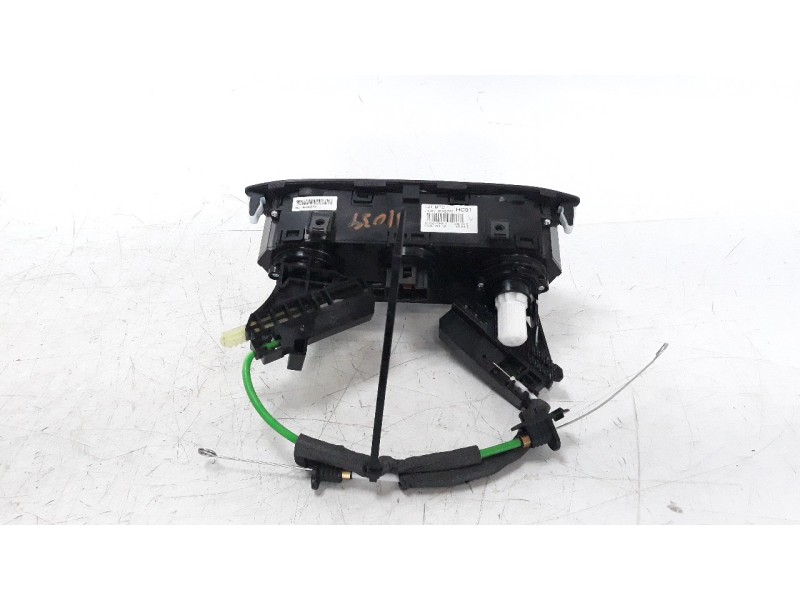 Recambio de mando calefaccion / aire acondicionado para hyundai i20 1.2 16v cat referencia OEM IAM 97250C8010SDH  