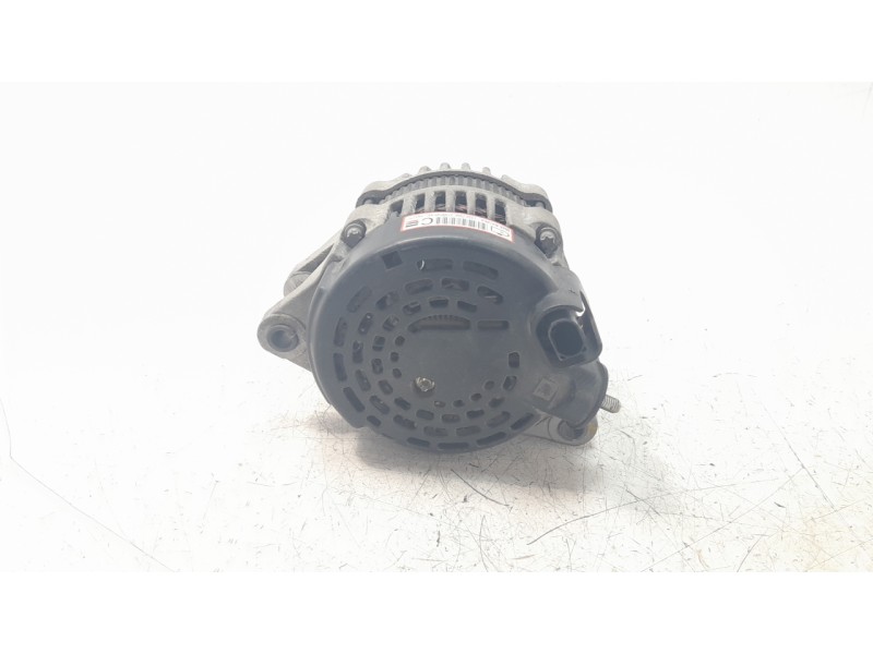 Recambio de alternador para hyundai tucson kosmo 4wd referencia OEM IAM 373002F300 ALF720164 