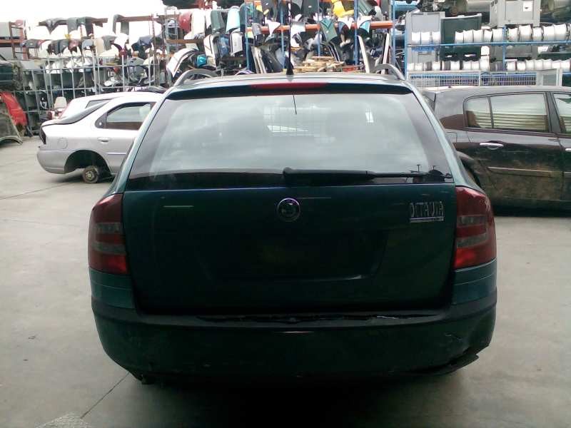 skoda octavia combi (1z5) del año 2006