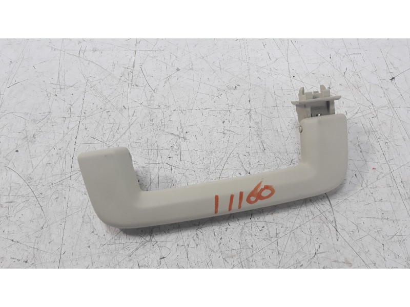 Recambio de maneta interior delantera derecha para land rover range rover sport 3.0 td v6 cat referencia OEM IAM 168000260  
