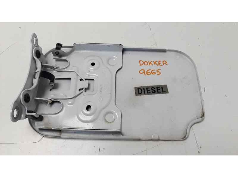Recambio de tapa exterior combustible para dacia dokker ambiance referencia OEM IAM 78833058R  
