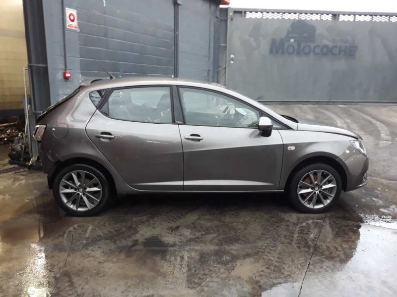 seat ibiza (6j5) del año 2014