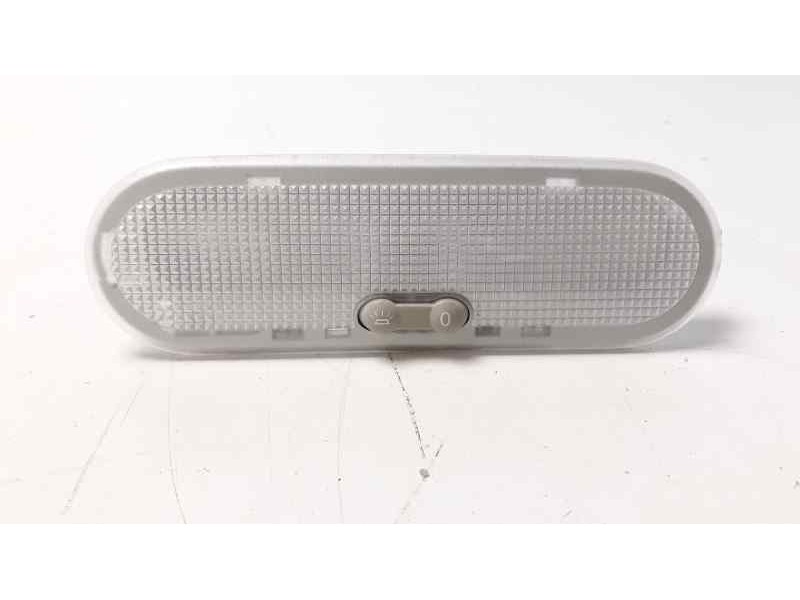 Recambio de luz interior para dacia dokker ambiance referencia OEM IAM 8200074302  