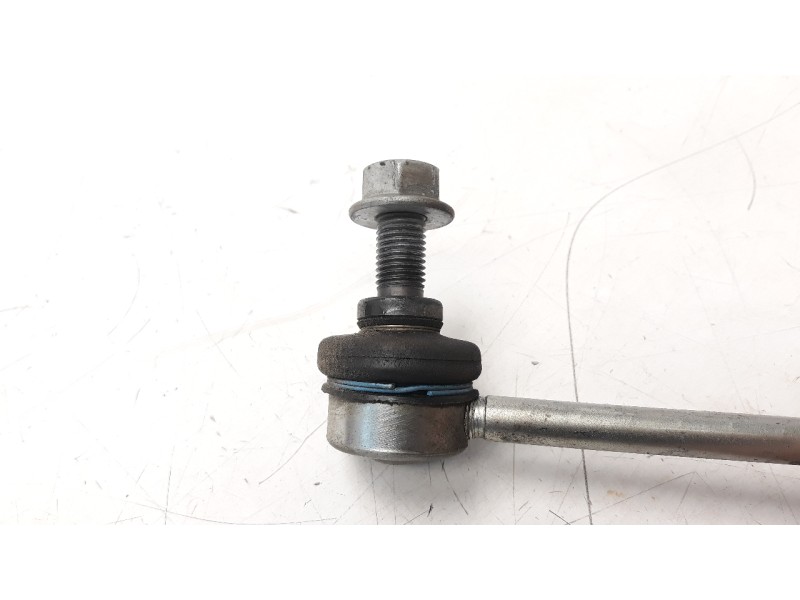 Recambio de bieleta estabilizadora delantera izquierda para volkswagen scirocco (137) 2.0 tdi referencia OEM IAM 1K0411315R  