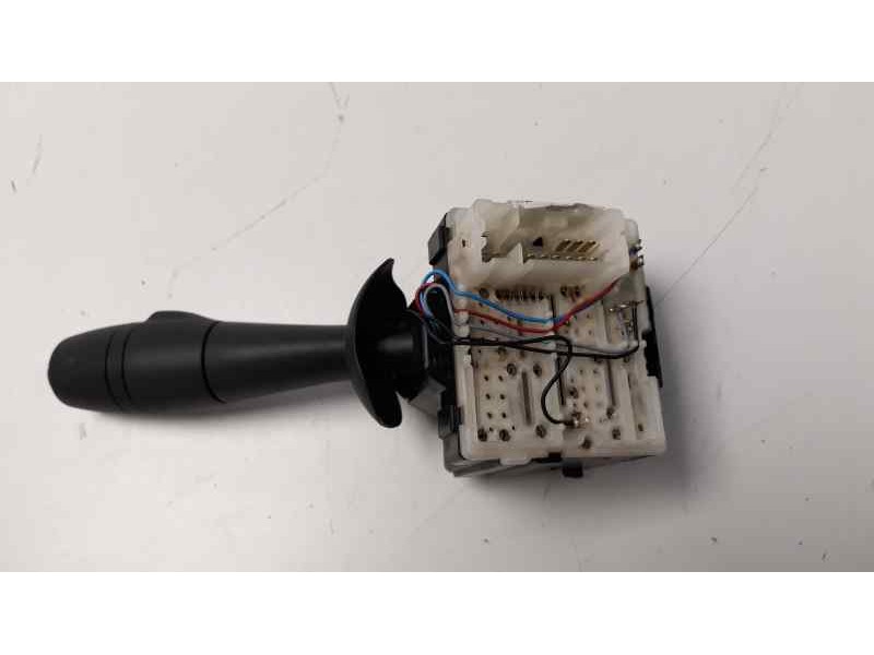Recambio de mando limpia para renault trafic combi mixto n1 l1h1 2,8t (5/6 plazas) referencia OEM IAM 255670610R  