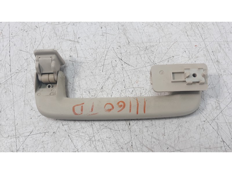 Recambio de maneta interior trasera derecha para land rover range rover sport 3.0 td v6 cat referencia OEM IAM 168000270  