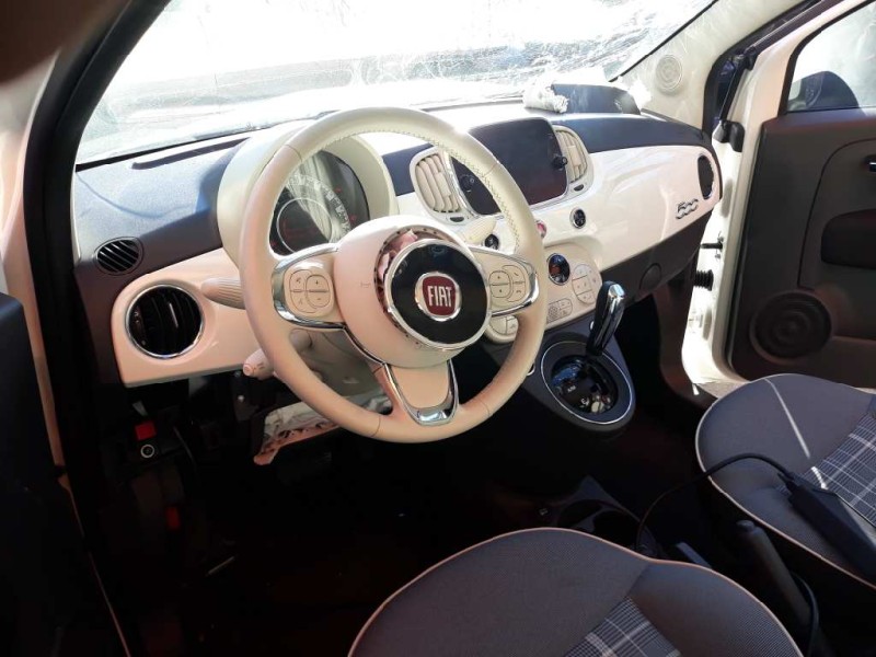 fiat nuova 500 (150) del año 2017