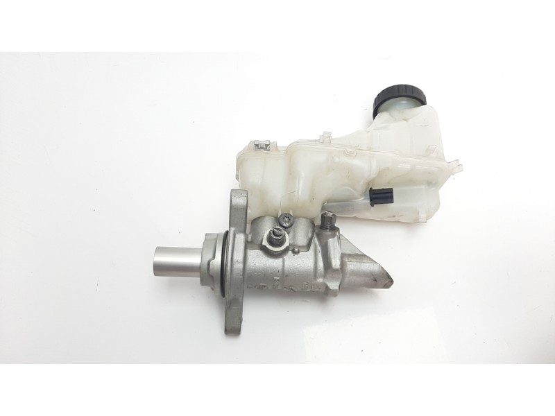 Recambio de bomba freno para renault megane iv berlina 5p referencia OEM IAM 460913217R  
