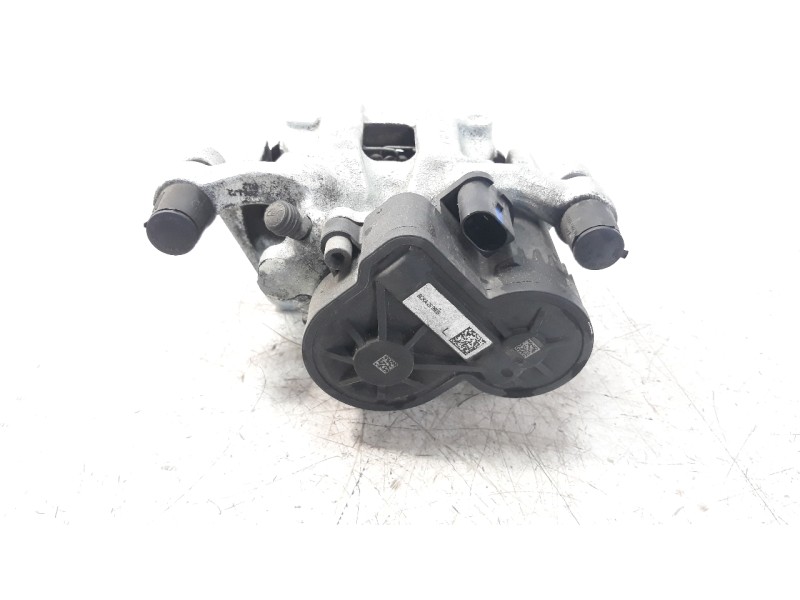 Recambio de pinza de freno trasera izquierda para mazda 3 berlina (bp) referencia OEM IAM BCKA26990B  