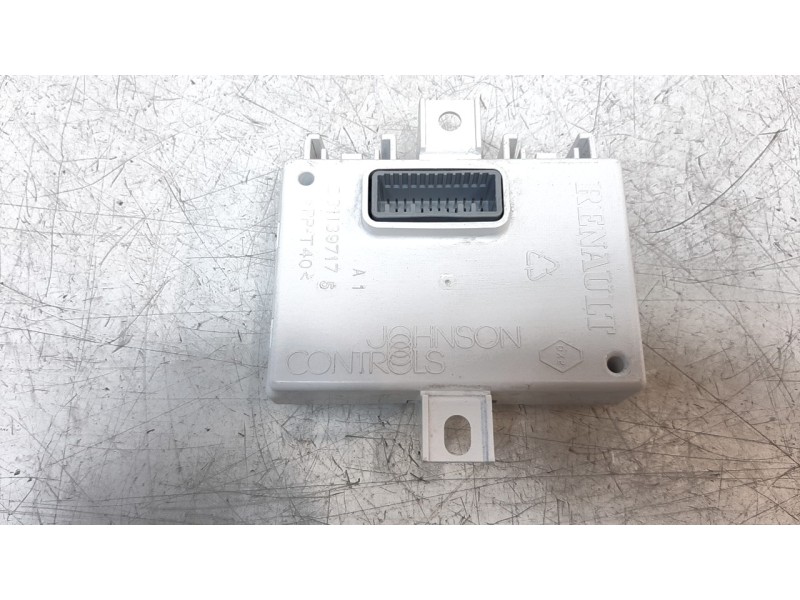 Recambio de modulo electronico para renault clio iv referencia OEM IAM 283464084R  