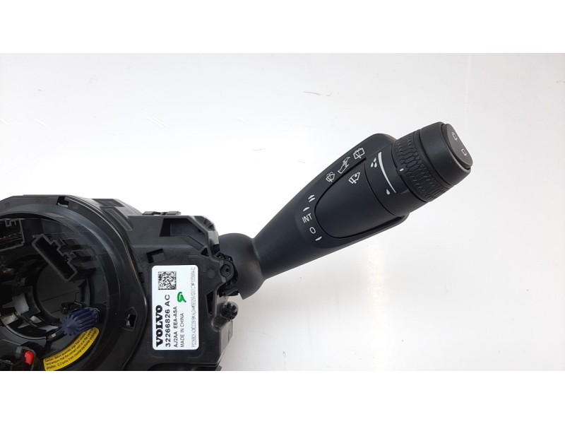 Recambio de mando multifuncion para volvo xc 40 1.5 cat referencia OEM IAM 32266826  