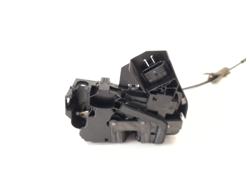 Recambio de cerradura puerta delantera derecha para renault megane iv berlina 5p referencia OEM IAM 805020256R  