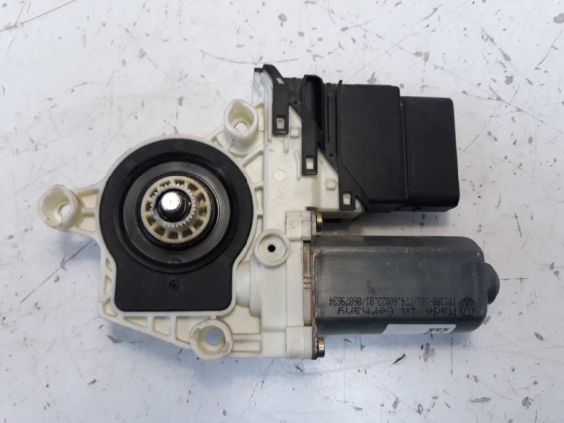 Recambio de motor elevalunas trasero derecho para seat toledo (1m2) signo referencia OEM IAM 9776101438203  