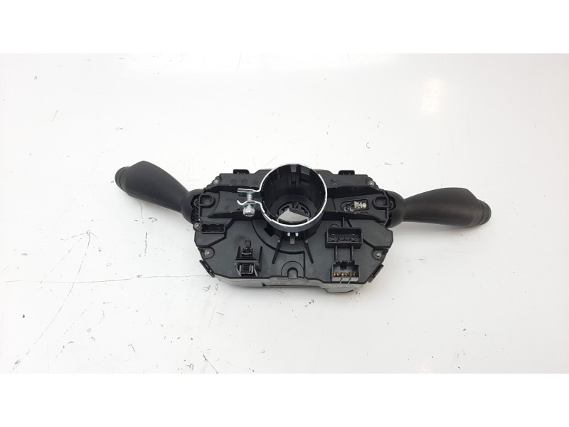 Recambio de mando multifuncion para volvo xc 40 1.5 cat referencia OEM IAM 32266826  