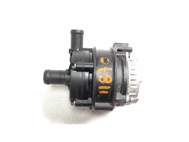 Recambio de bomba agua para renault express advance referencia OEM IAM 210105430R  