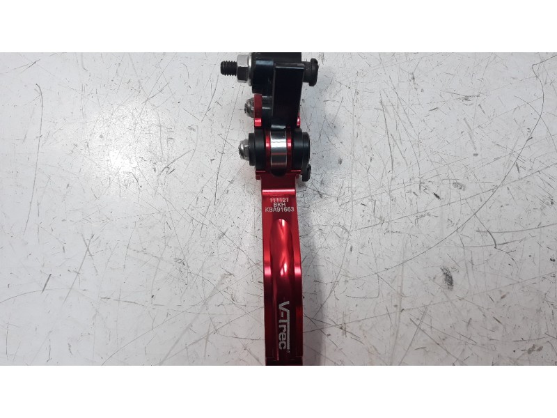 Recambio de maneta exterior delantera derecha para kawasaki z 900 referencia OEM IAM 132360140 KBA91663 
