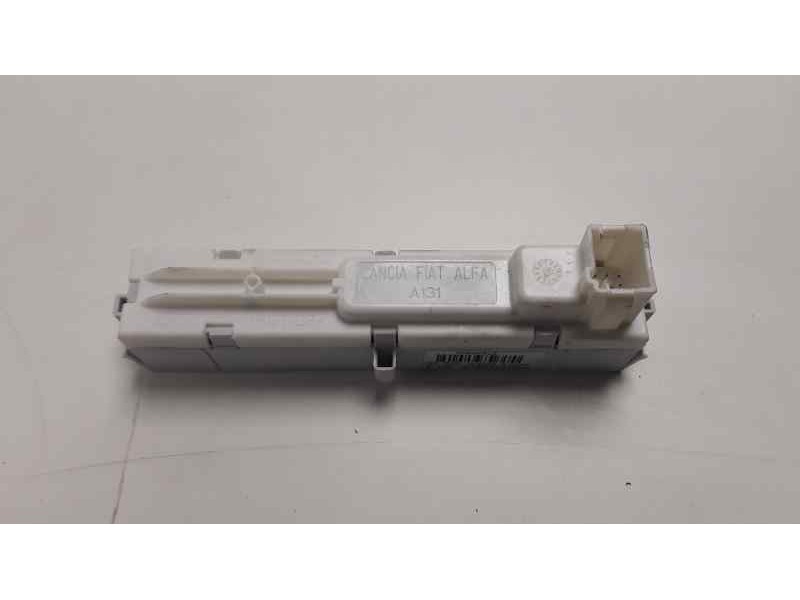 Recambio de pantalla multifuncion para alfa romeo mito (145) basis (2016) referencia OEM IAM 0505284280  