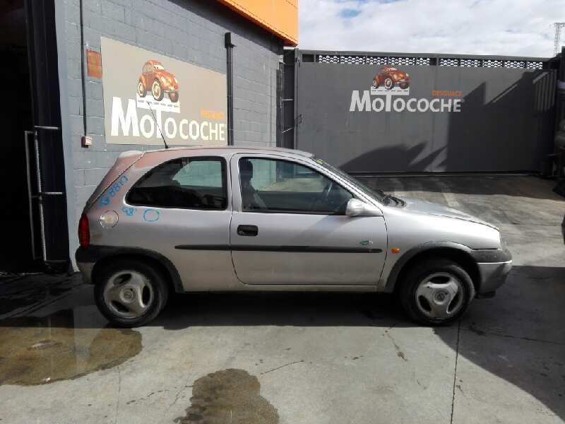 opel corsa b del año 1998