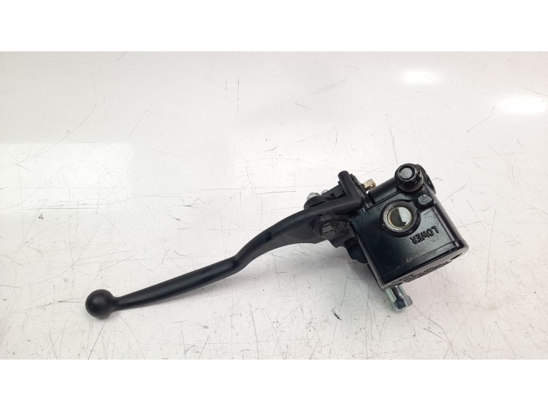 Recambio de bomba freno para yamaha x-max 125 referencia OEM IAM B74F587000  