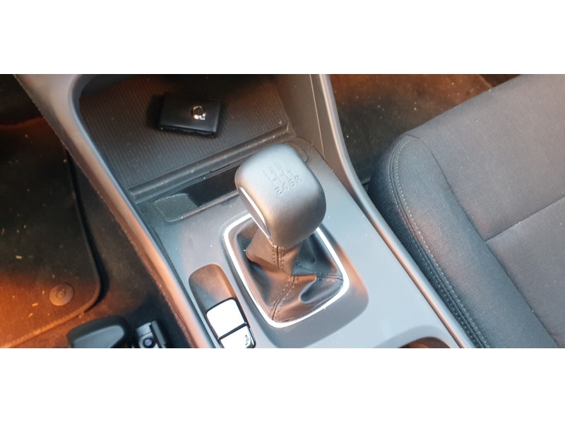 Recambio de palanca cambio para volvo xc 40 1.5 cat referencia OEM IAM 32240441  