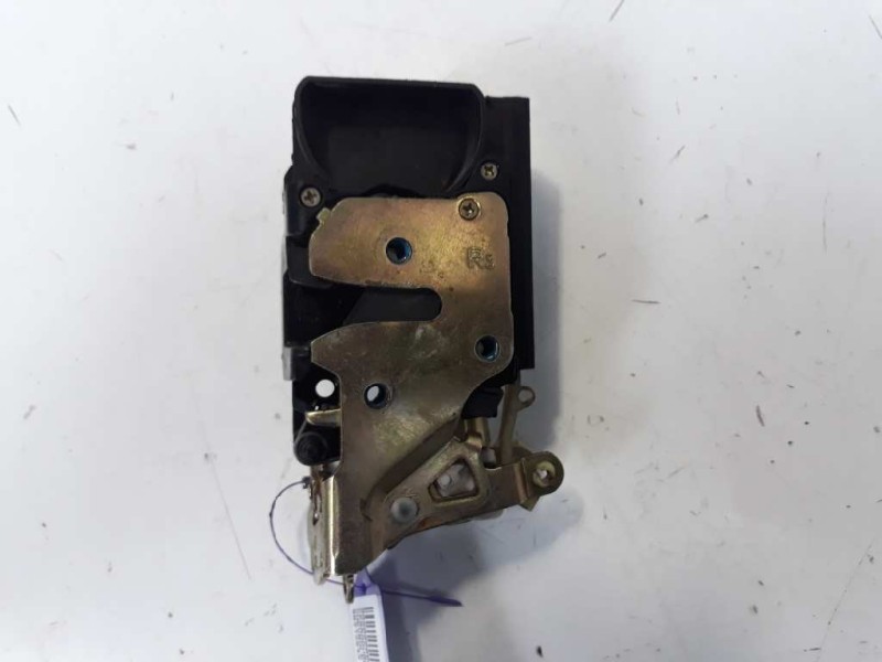 Recambio de cerradura puerta delantera derecha para chevrolet lacetti se referencia OEM IAM 96272642  