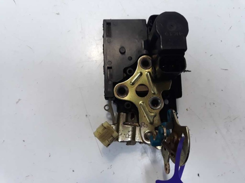 Recambio de cerradura puerta delantera derecha para chevrolet lacetti se referencia OEM IAM 96272642  