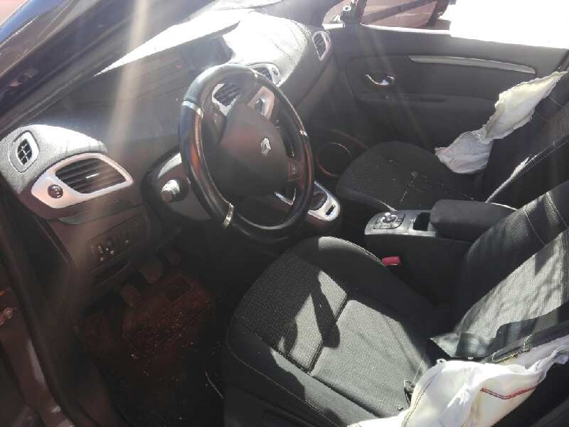 renault scenic iii del año 2010