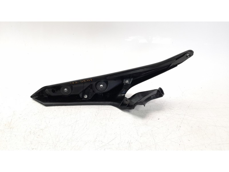 Recambio de moldura para ktm 390 duke 390 duke referencia OEM IAM 93008042100C1  