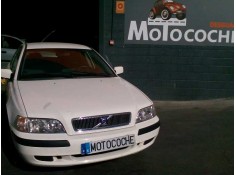 volvo s40 berlina del año 2000 2