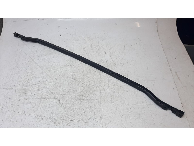 Recambio de travesaño superior para mini countryman (f60) cooper s e all4 referencia OEM IAM 741417804  