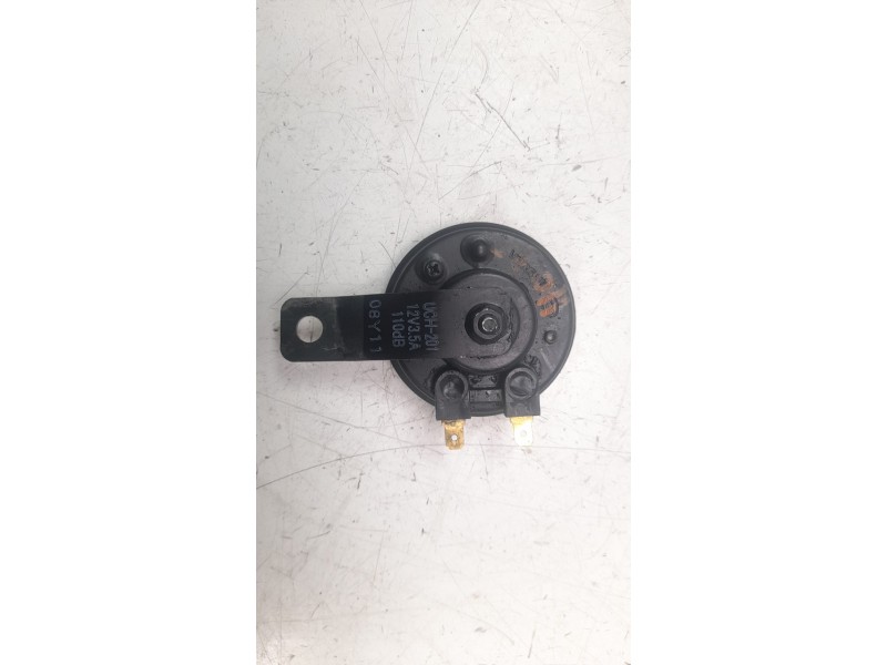 Recambio de claxon para yamaha x-max 125 referencia OEM IAM UCH201  