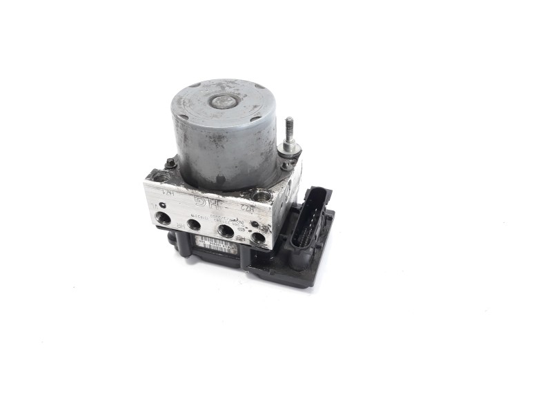 Recambio de abs para opel corsa c 1.3 16v cdti cat (z 13 dt / ln9) referencia OEM IAM 13182319 0265800443 
