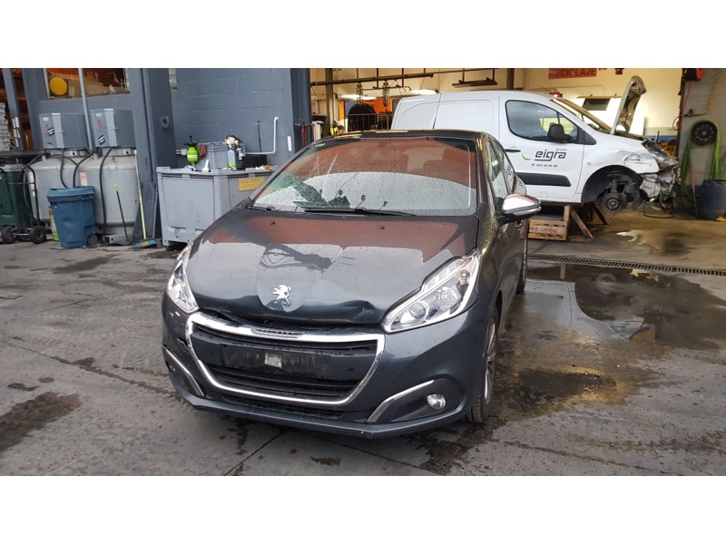 peugeot 208 del año 2017