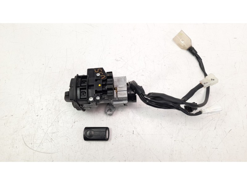 Recambio de conmutador de arranque para yamaha x-max 125 referencia OEM IAM B74H626501 B741 