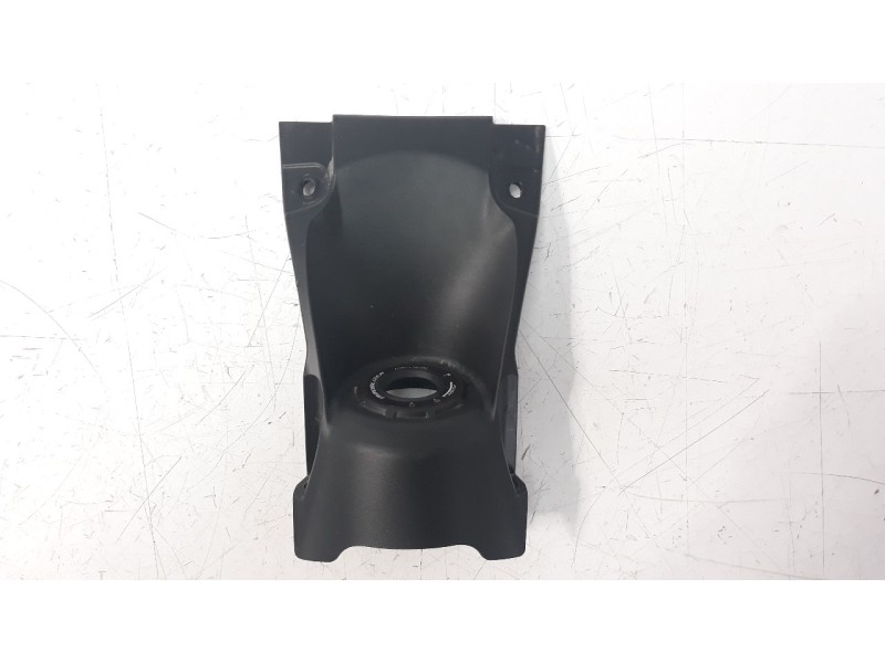 Recambio de moldura para kawasaki z 900 referencia OEM IAM 510260013  