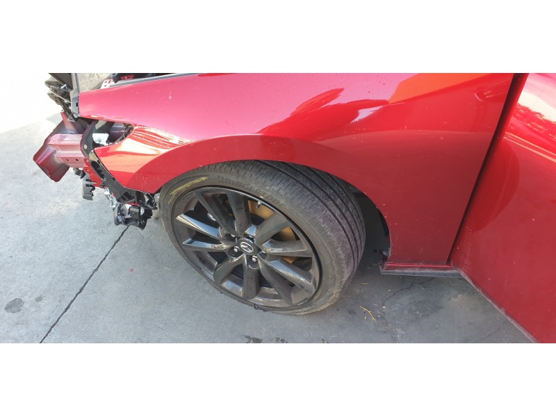 Recambio de transmision delantera izquierda para mazda 3 berlina (bp) referencia OEM IAM GT0L2560X  