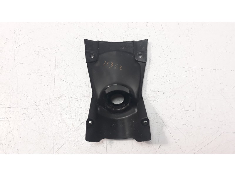 Recambio de moldura para kawasaki z 900 referencia OEM IAM 510260013  