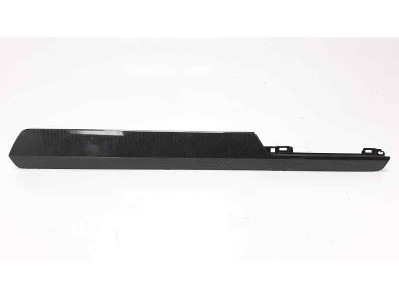 Recambio de moldura para volkswagen tiguan 2.0 tdi referencia OEM IAM 5NB858418  