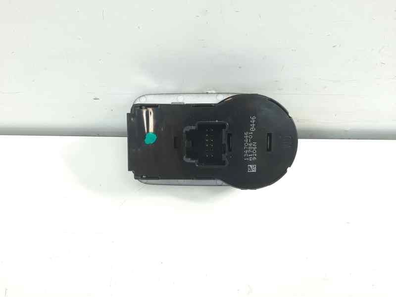 Recambio de mando luces para opel corsa e 1.4 16v cat (b 14 xel / ldd) bivalent. gasolina / gpl referencia OEM IAM 13470446  