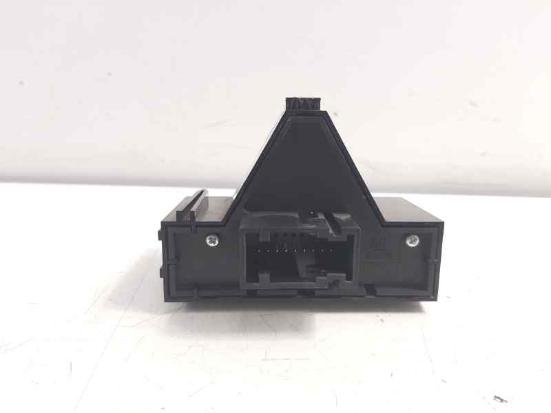 Recambio de warning para opel corsa d corsavan referencia OEM IAM 91164953 36017833 